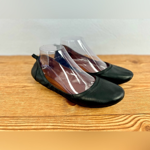 Lucky Brand Shoes - Women’s LUCKY BRAND Eleesia Black Leather Casual Slip On Flats Shoes Size 10M